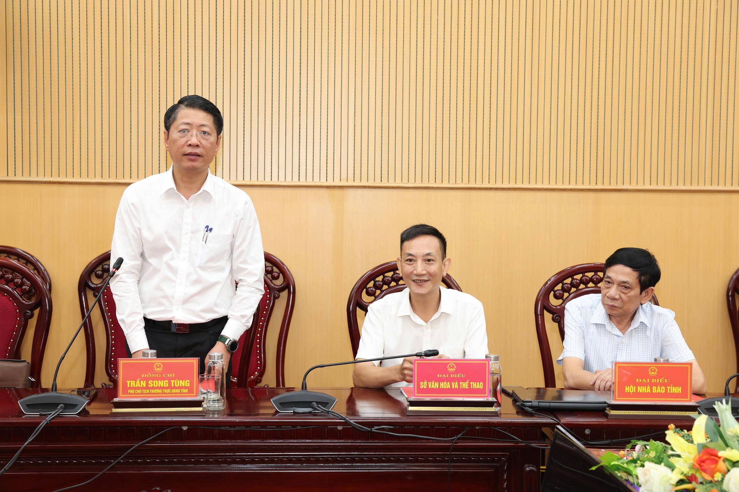 anh tin bai